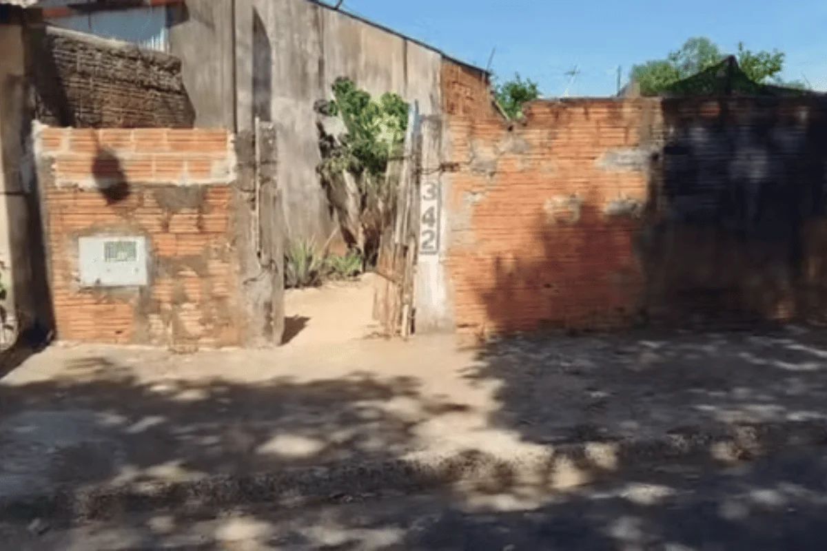 misterio:-homem-e-encontrado-morto-e-com-rosto-desfigurado-dentro-da-propria-casa