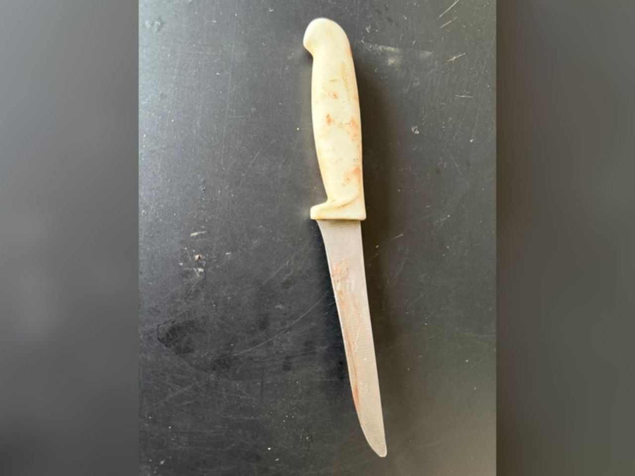 homem-invade-empresa-e-esfaqueia-ex-mulher-e-ex-patrao