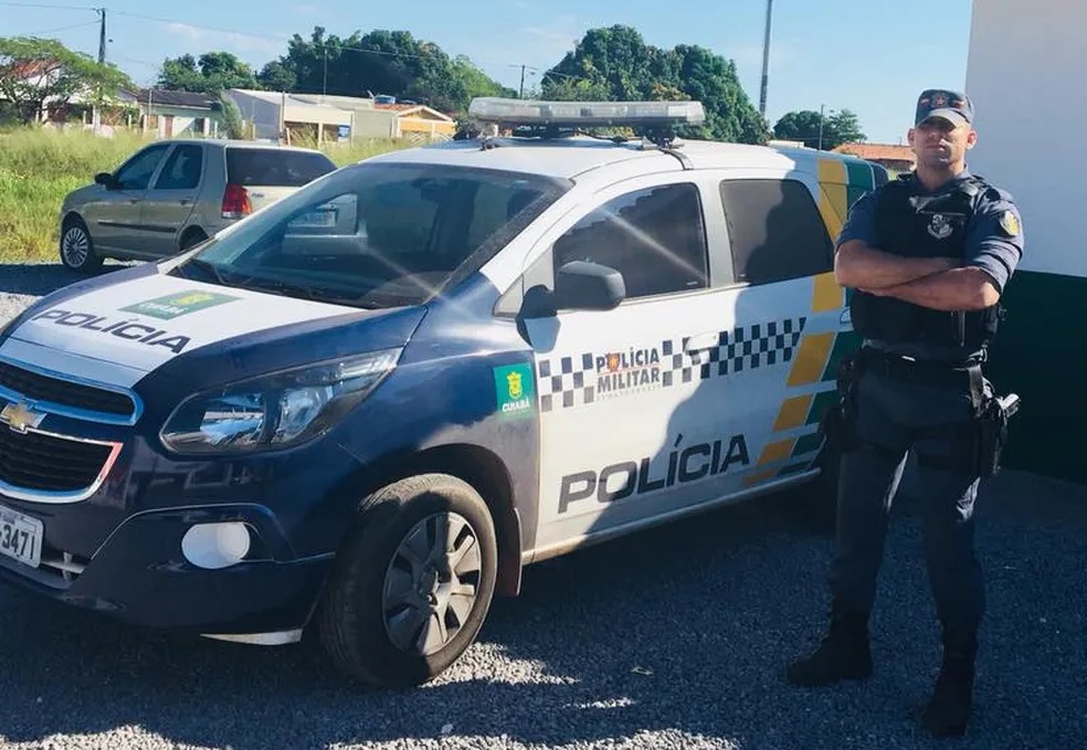 mulher-quebra-dentes-do-namorado-apos-flagrar-fotos-da-filha-de-7-anos-no-celular-dele