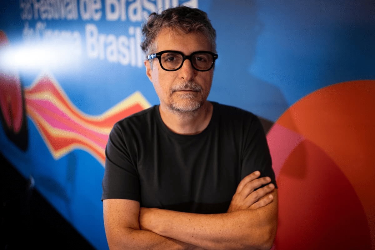 kleber-mendonca-filho-rebate-ceo-da-netflix-apos-fala-sobre-cinemas