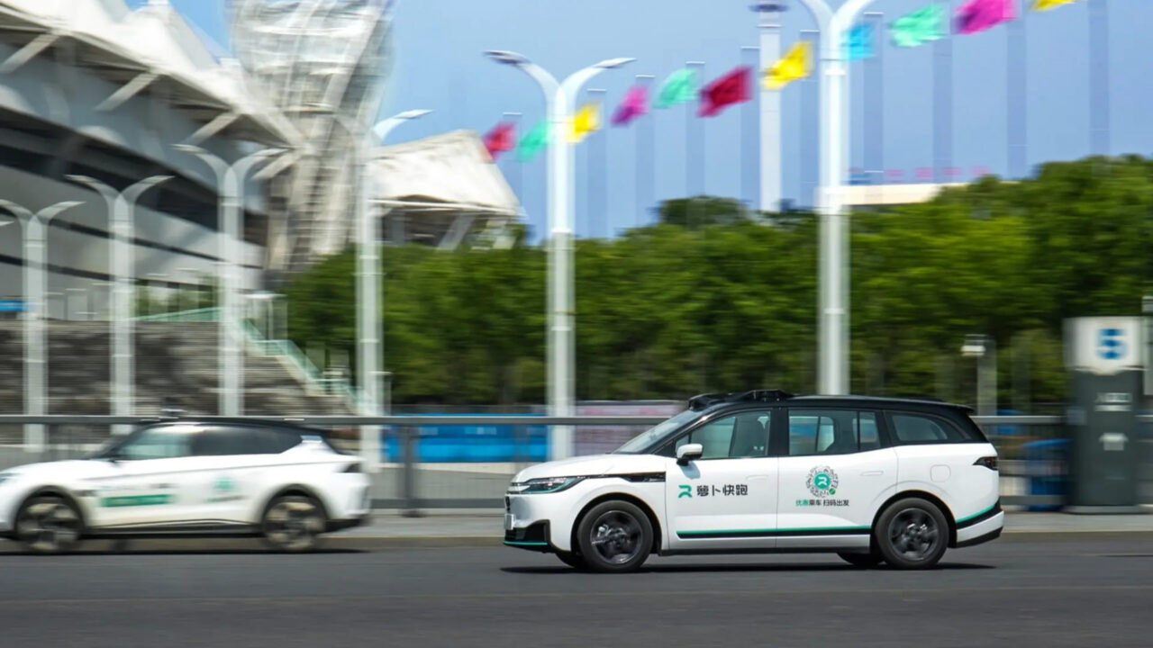 acidente-com-robotaxi-da-baidu-deixa-dois-feridos-na-china
