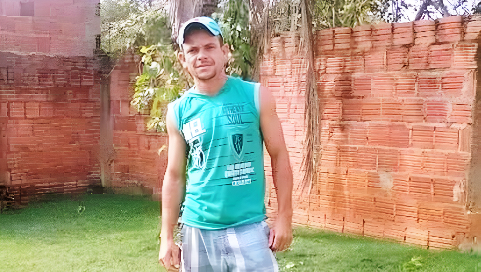 adolescente-mata-o-proprio-pai-com-facada-no-pescoco