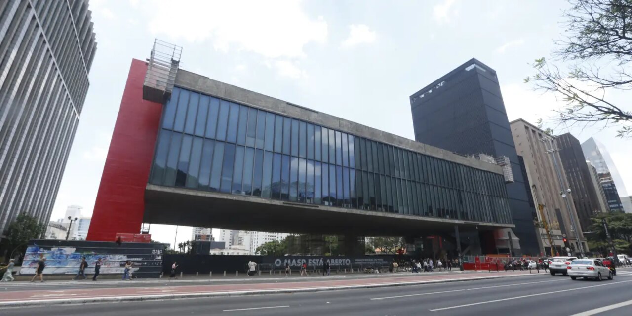 gravuras-sao-roubadas-de-exposicao-em-biblioteca-em-sao-paulo