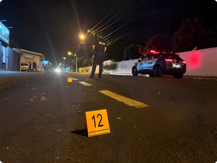 video:-jovem-e-executado-enquanto-estava-sentado-na-calcada-com-os-amigos