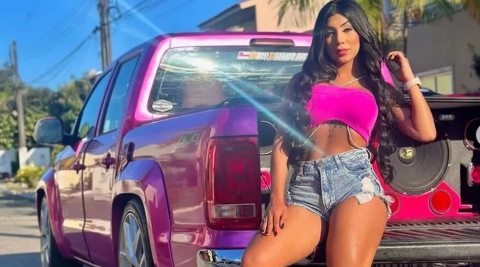 veja-momento-em-que-influenciadora-descobre-a-morte-da-mae