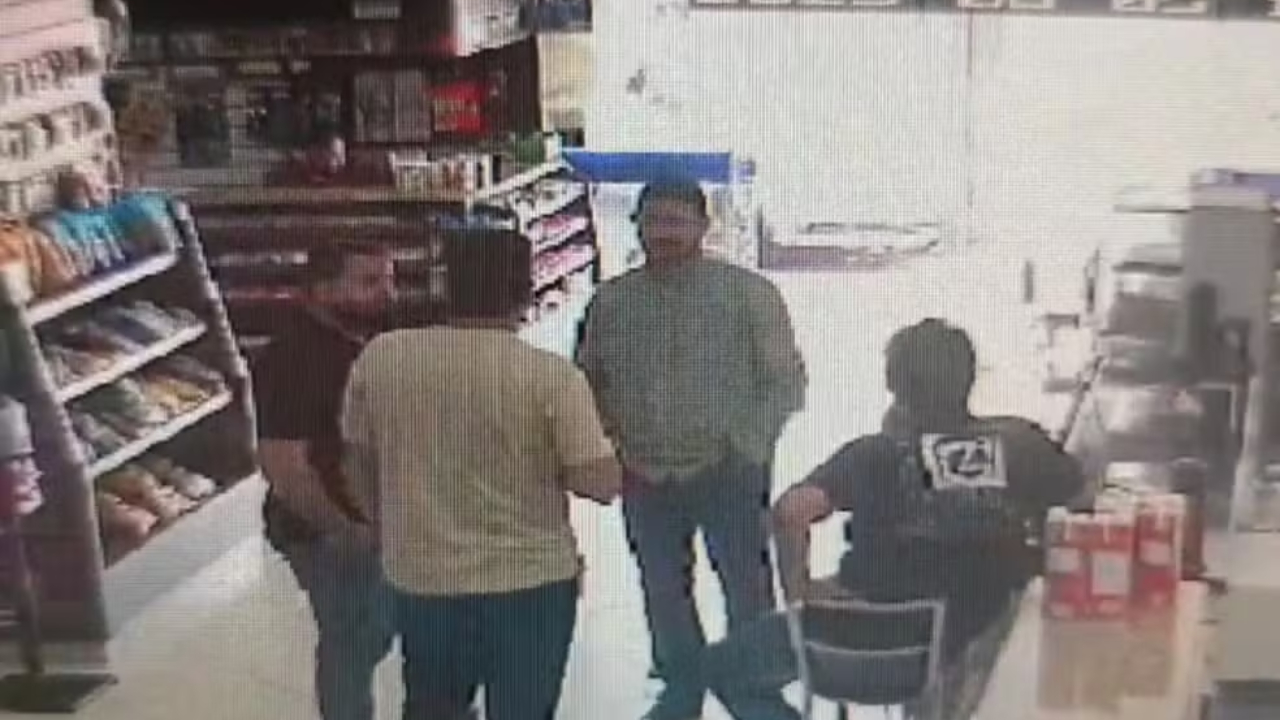 cameras-flagraram-carro-de-amigos-mortos-no-parana-sendo-levado-para-a-cova