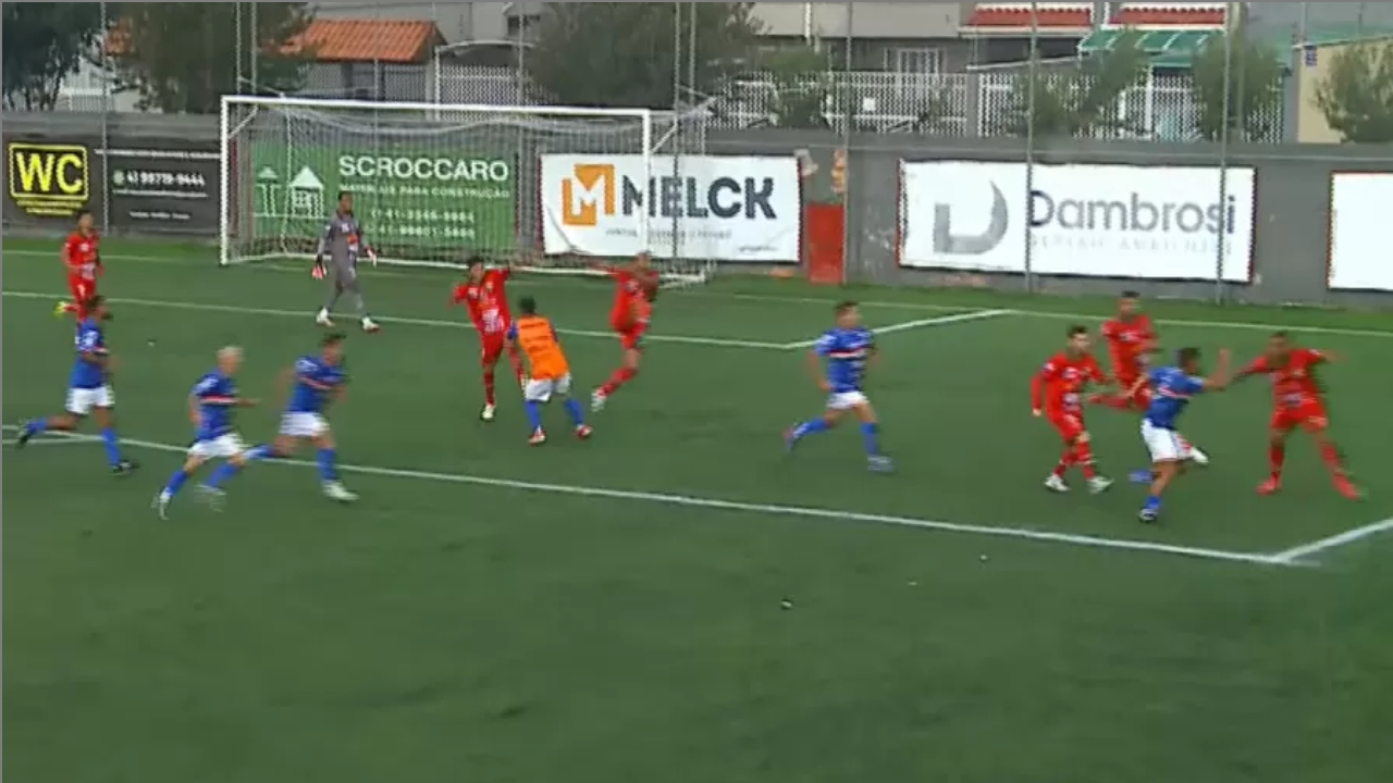 ex-jogador-do-corinthians-vai-parar-no-hospital-apos-briga-em-jogo