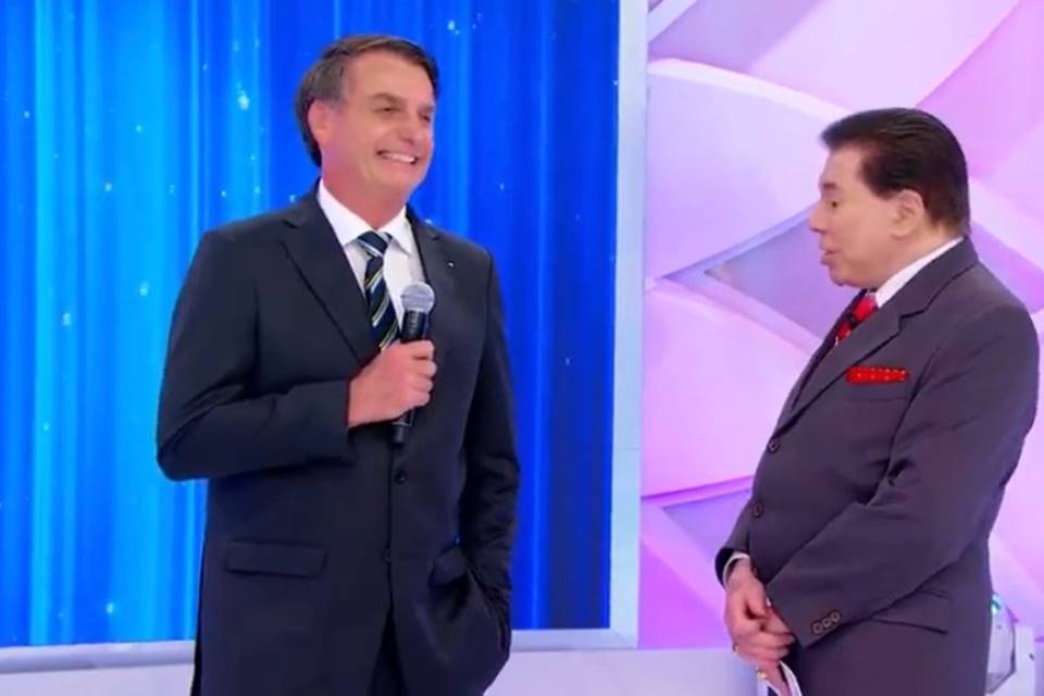 apos-polemica,-web-resgata-fotos-de-silvio-com-presidentes-do-brasil