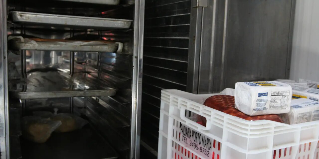 bares,-hoteis-e-restaurantes-sofrem-graves-perdas-com-apagao-em-sp