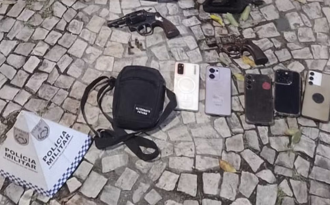 perseguicao-de-15-km-termina-com-morto-e-cinco-presos-apos-troca-de-tiros;-veja-video