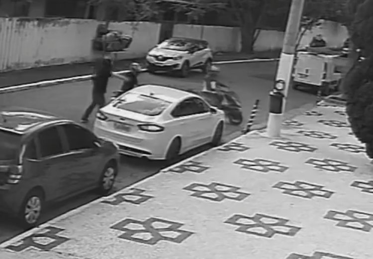 policial-militar-e-baleado-durante-assalto-em-sp;-veja