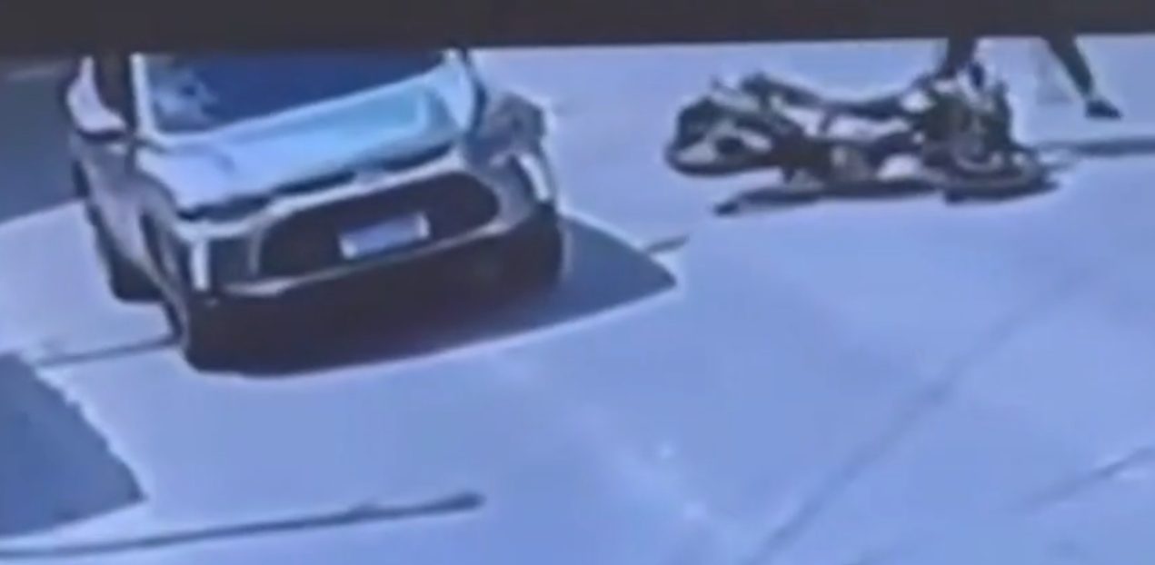 video:-ex-policial-penal-mata-motociclista-apos-briga-de-transito