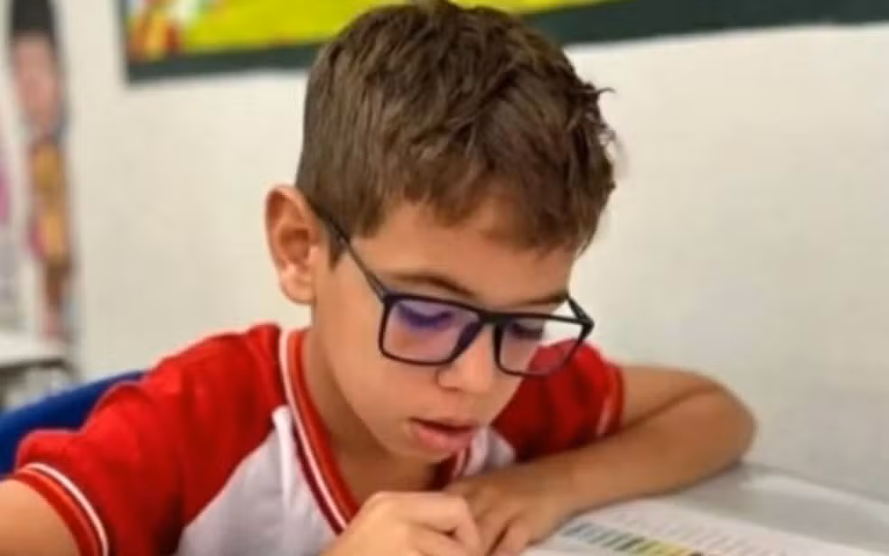 crianca-de-9-anos-morre-apos-choque-eletrico-em-decoracao-de-natal