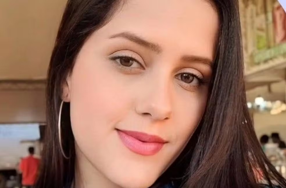 professora-de-26-anos-morre-apos-ter-60%-do-corpo-queimado-em-ataque