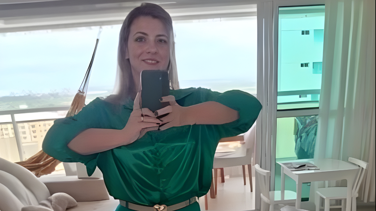 saiba-quem-e-a-ex-aluna-da-usp-condenada-pelo-8-de-janeiro-que-esta-foragida-desde-2024