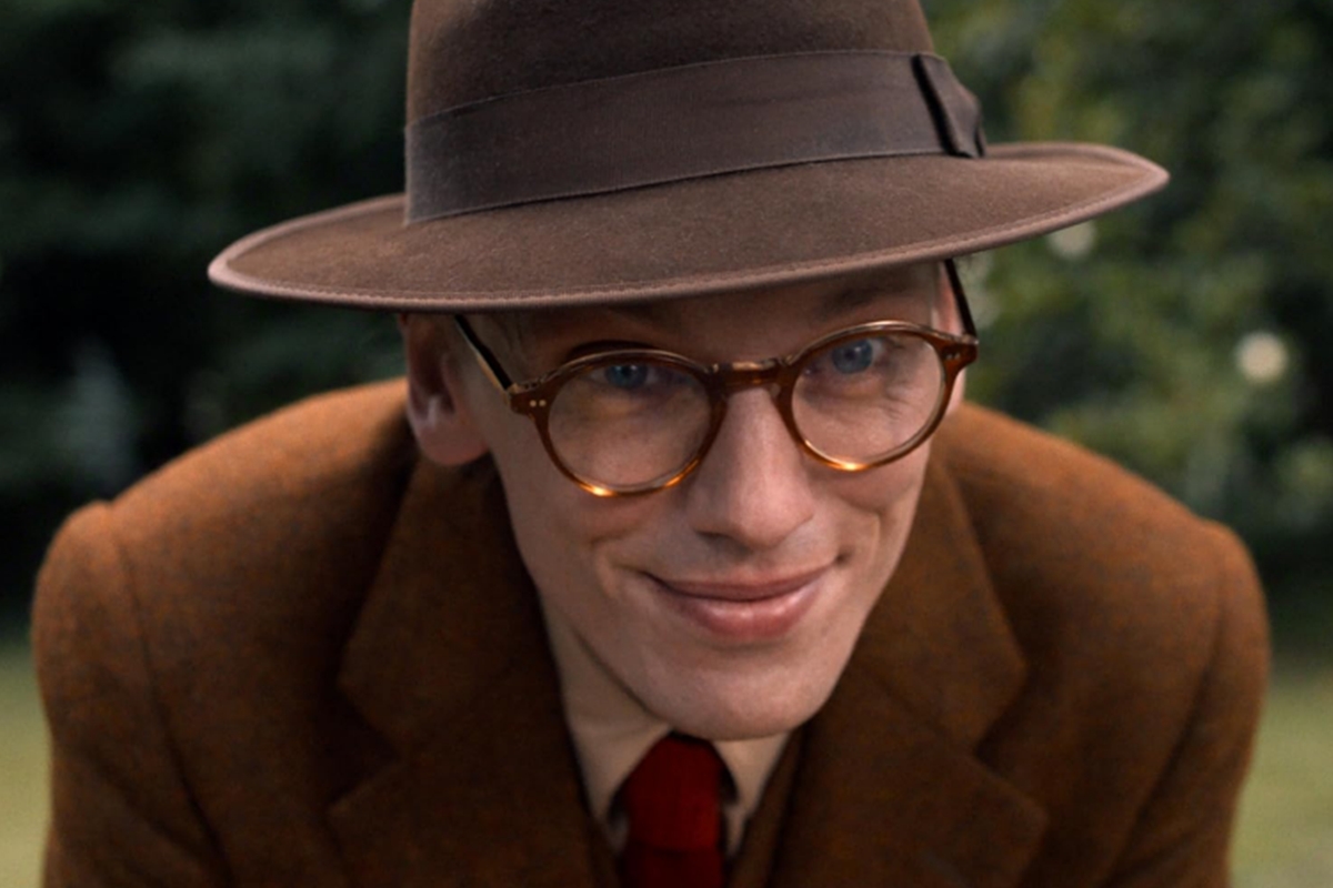 stranger-things:-ator-se-inspirou-em-crime-real-para-interpretar-vilao