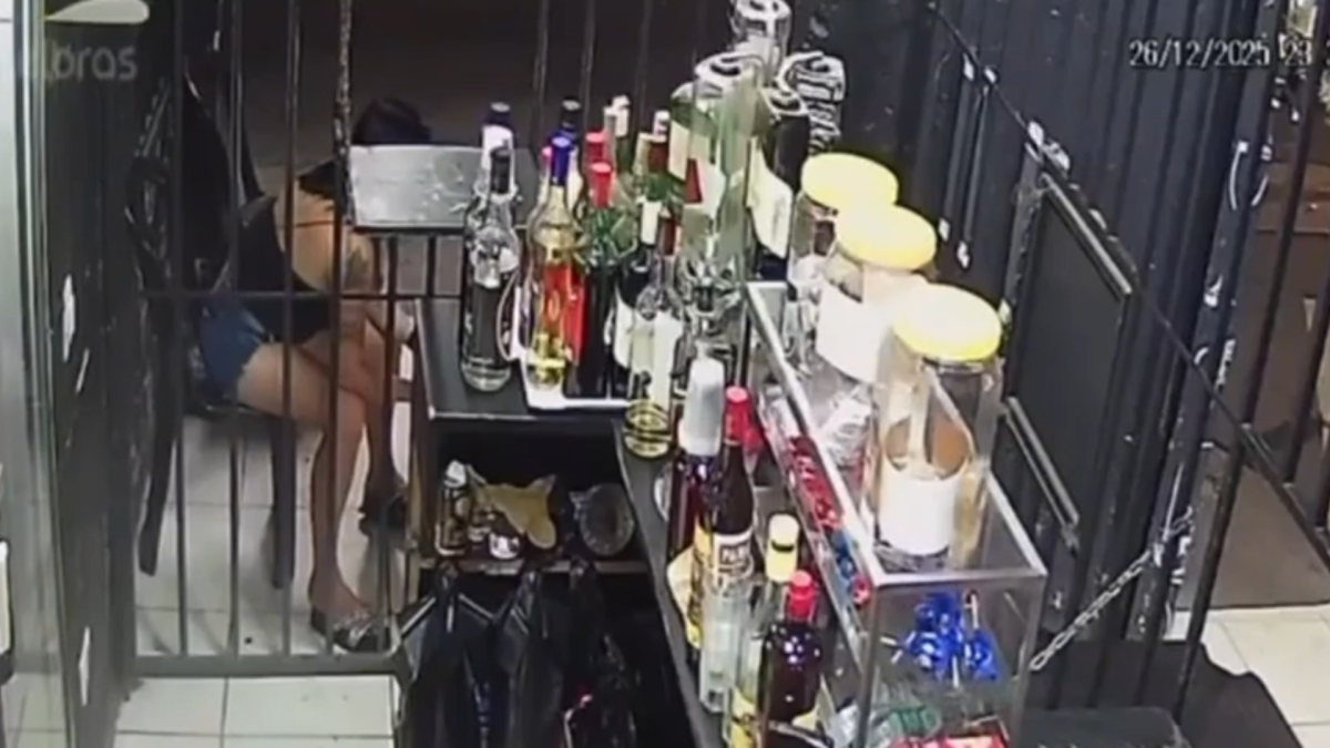 policia-segue-em-busca-de-suspeitos-que-executaram-mulher-com-mais-de-20-tiros