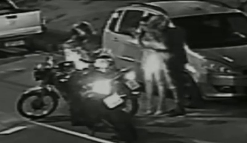 video-mostra-agressoes-a-passageira-apos-pedir-corrida-por-aplicativo