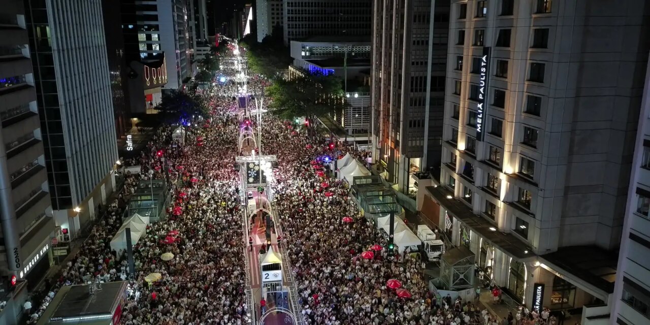 reveillon-na-avenida-paulista-teve-musica-e-fogos-silenciosos