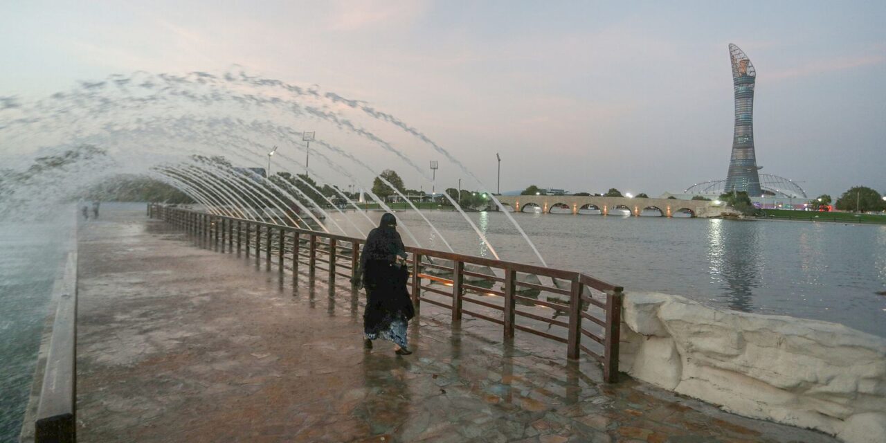 produtor-de-petroleo,-catar-pede-dialogo-a-eua-e-venezuela