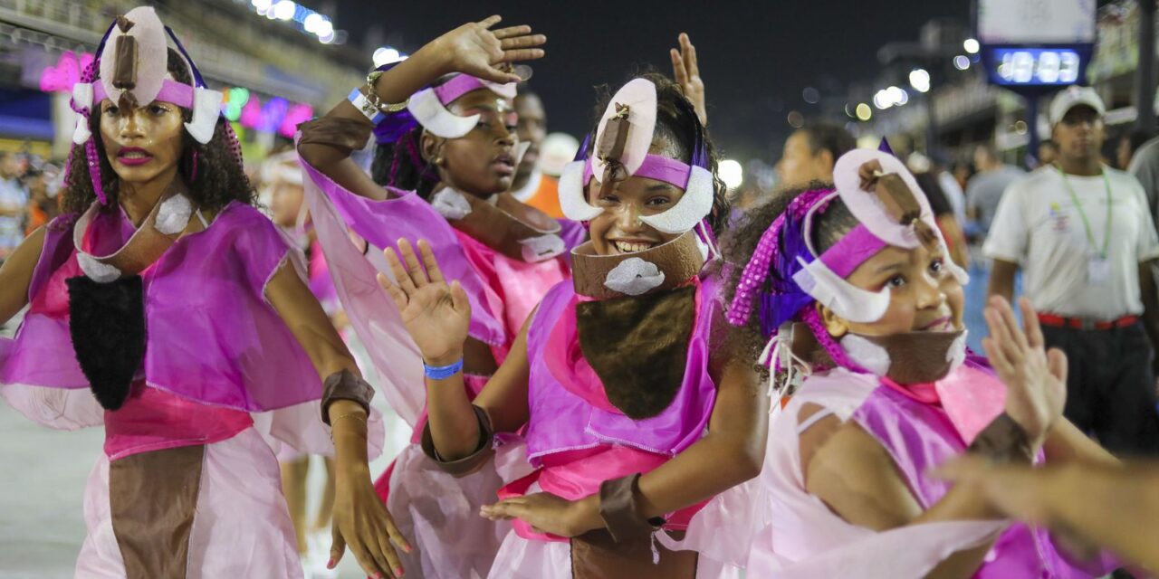 escolas-mirins-se-apresentarao-nos-ensaios-na-marques-de-sapucai
