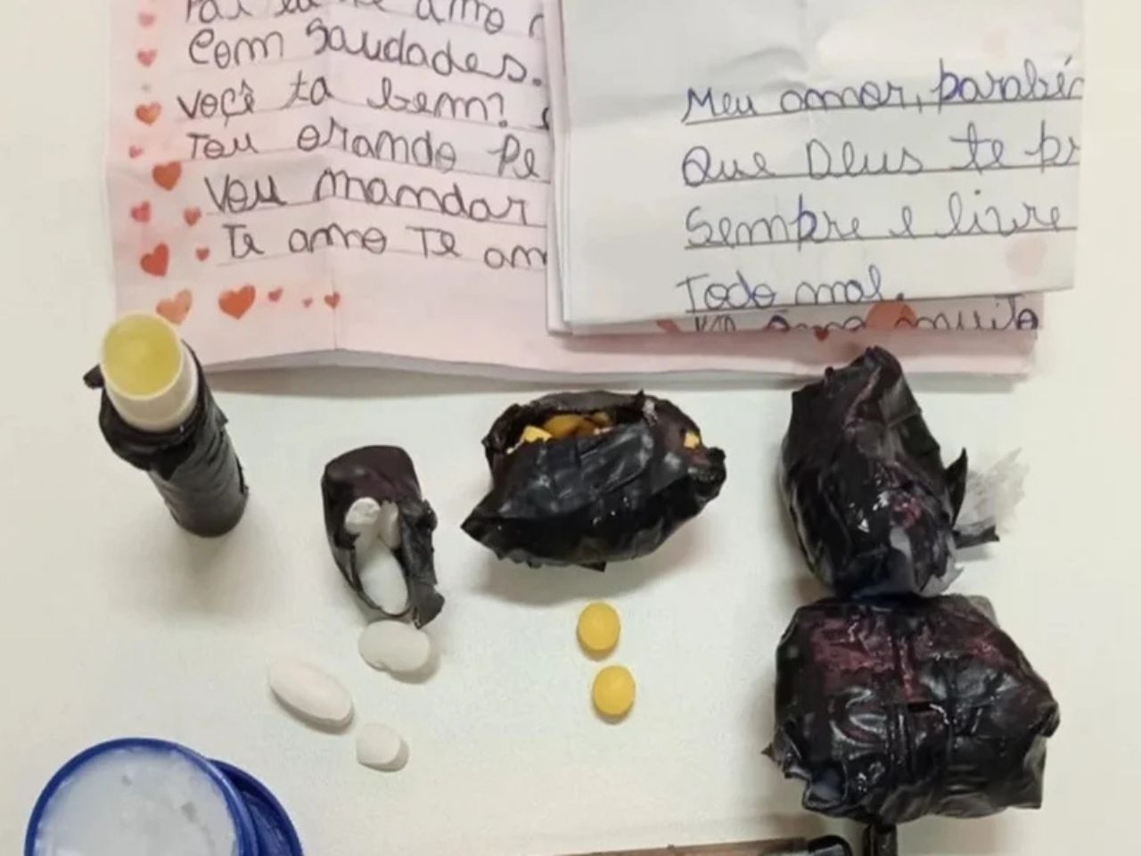 visitante-e-preso-com-carta-de-amor-e-tadalafila-na-cueca-em-presidio