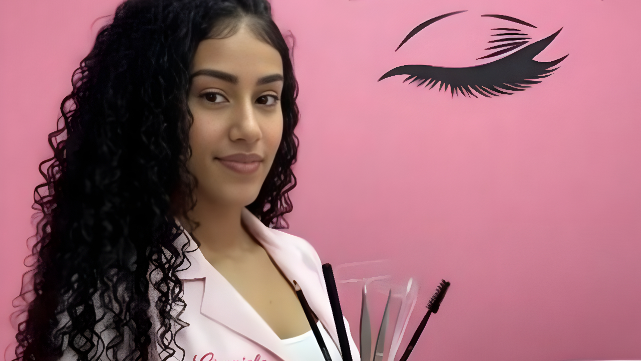 designer-de-cilios-teria-sido-morta-apos-se-recusar-a-dedurar-namorado-para-criminosos