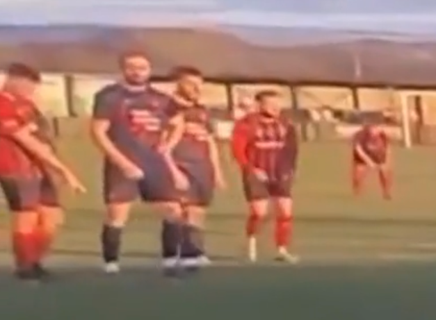 jogador-de-futebol-e-preso-por-agressao-em-partida-oficial;-veja