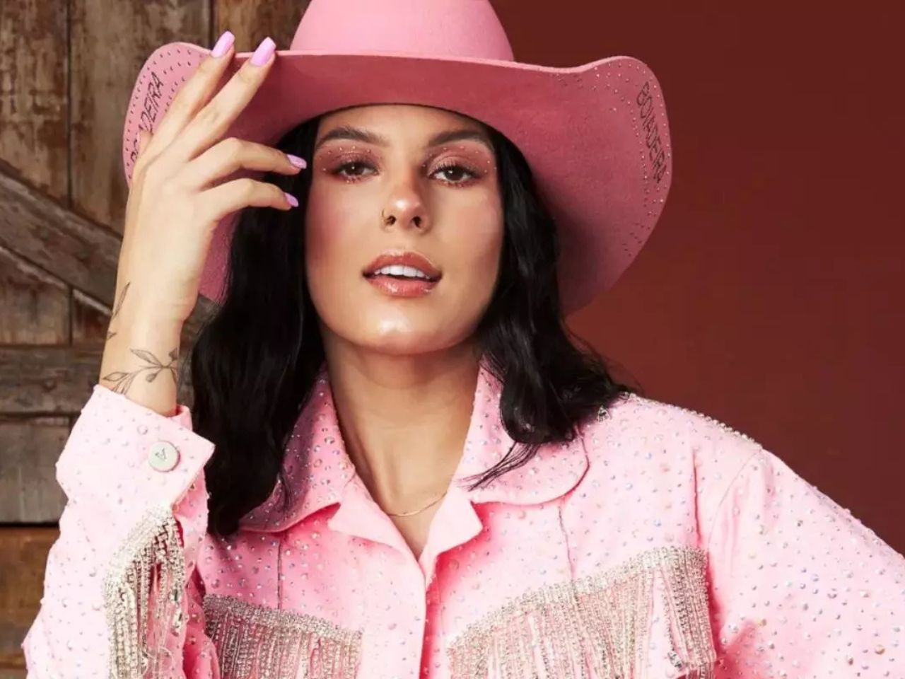 video:-ana-castela-cobra-justica-apos-cachorro-orelha-ser-agredido-e-morto-em-santa-catarina