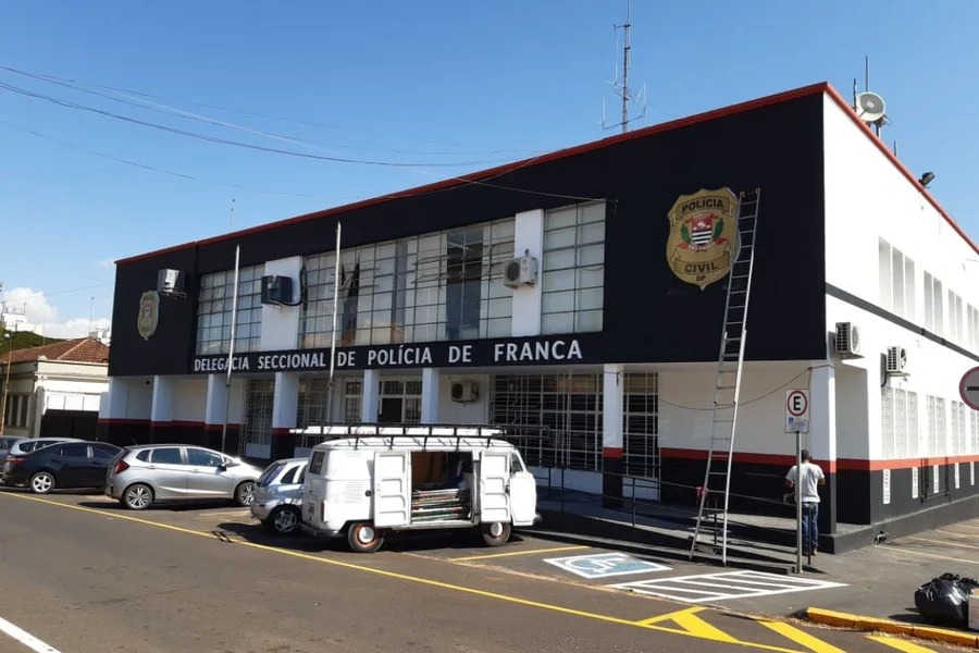 homem-e-preso-apos-arrastar-cachorra-ate-a-morte-em-sao-paulo