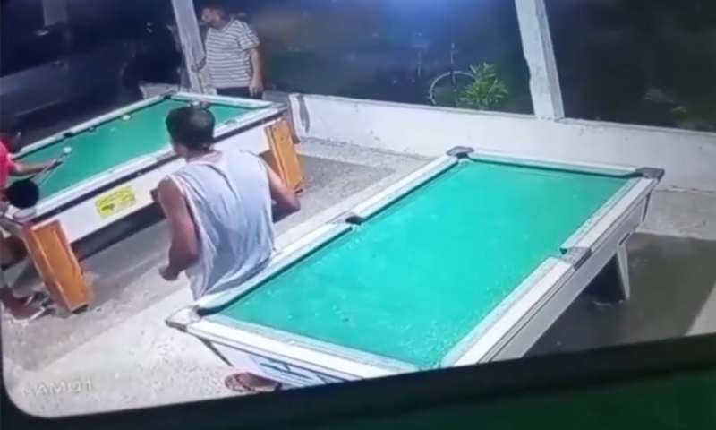 assessor-parlamentar-e-executado-enquanto-jogava-sinuca;-veja-o-video
