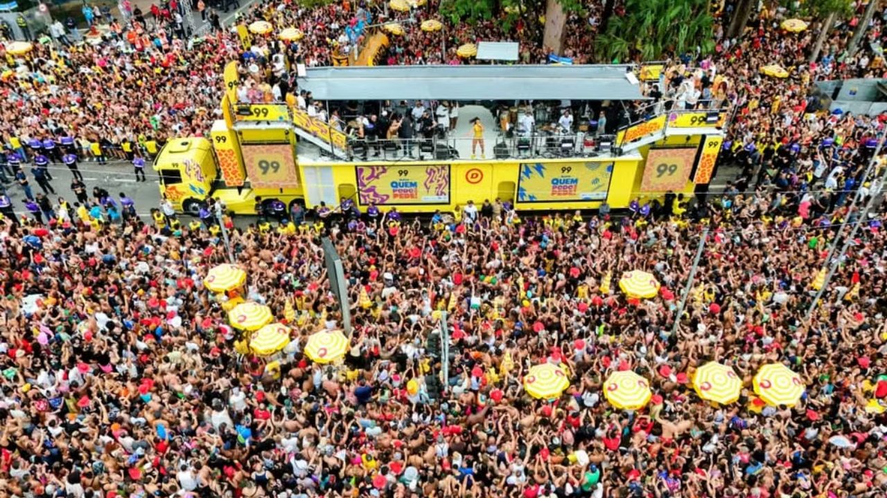 mp-de-sao-paulo-abre-investigacao-sobre-superlotacao-em-megablocos-no-carnaval