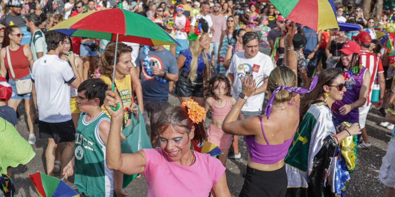 galinho-de-brasilia-honra-a-tradicao-do-frevo-e-a-paixao-pelo-futebol
