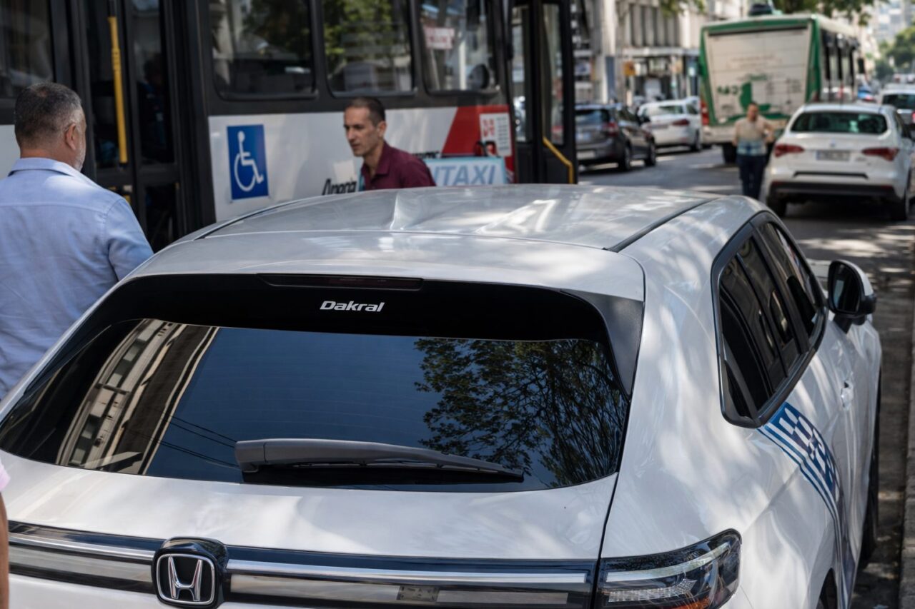 motorista-ameaca-passageiro-com-facao-e-o-pior-quase-acontece;-veja