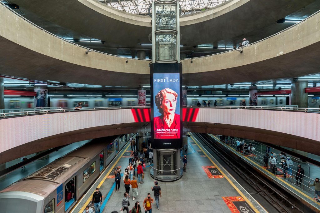 video:-funcionario-do-metro-de-sp-e-demitido-apos-negar-ajuda-a-vitima-de-assedio