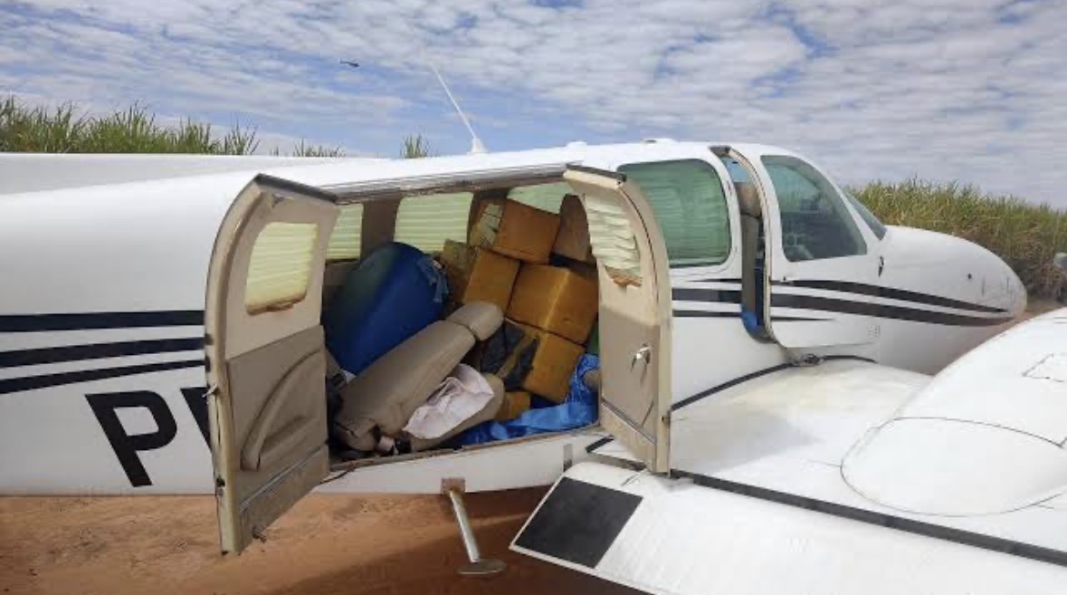 aviao-com-r$-26-milhoes-em-cocaina-cai-em-fazenda-no-maranhao