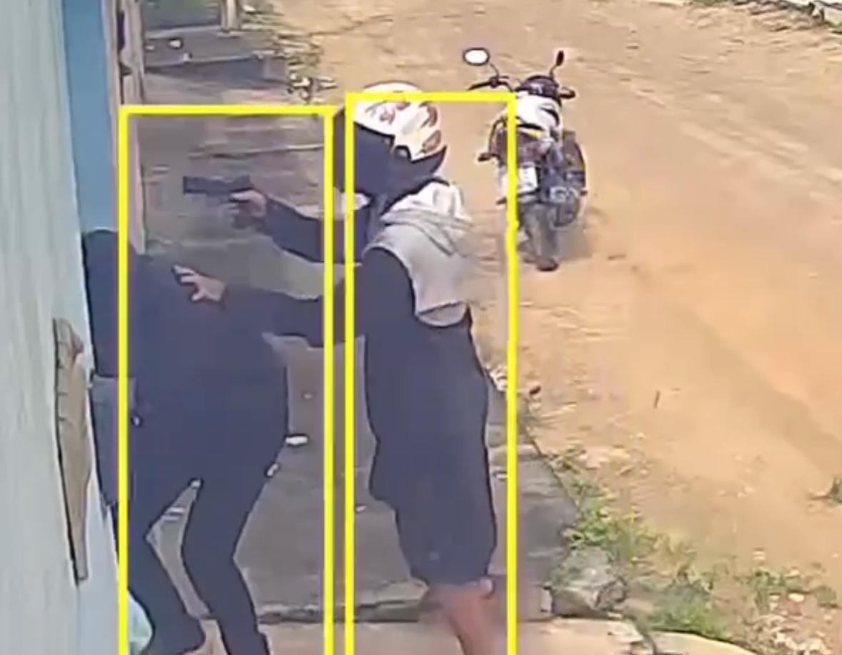video:-casal-sofre-tentativa-de-execucao-dentro-de-casa