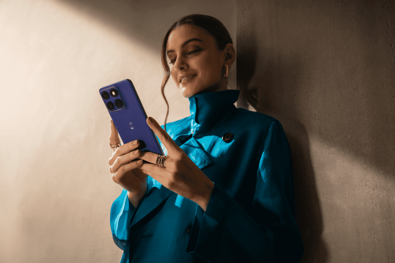 motorola-lanca-edge-70-fusion-com-foco-em-tela-e-camera