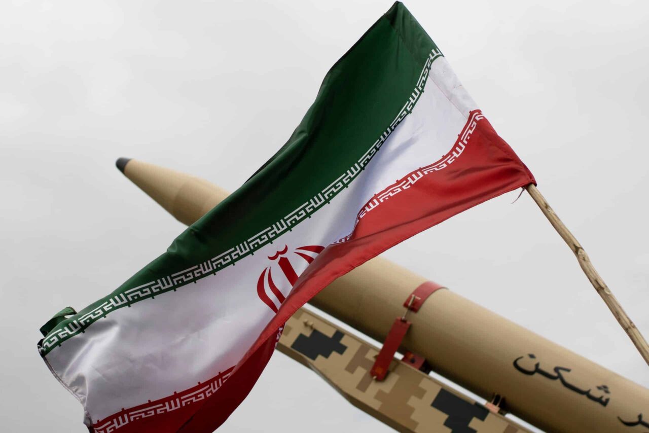 guerra-no-ira:-jornalista-do-olhar-digital-relata-momentos-de-tensao-em-dubai