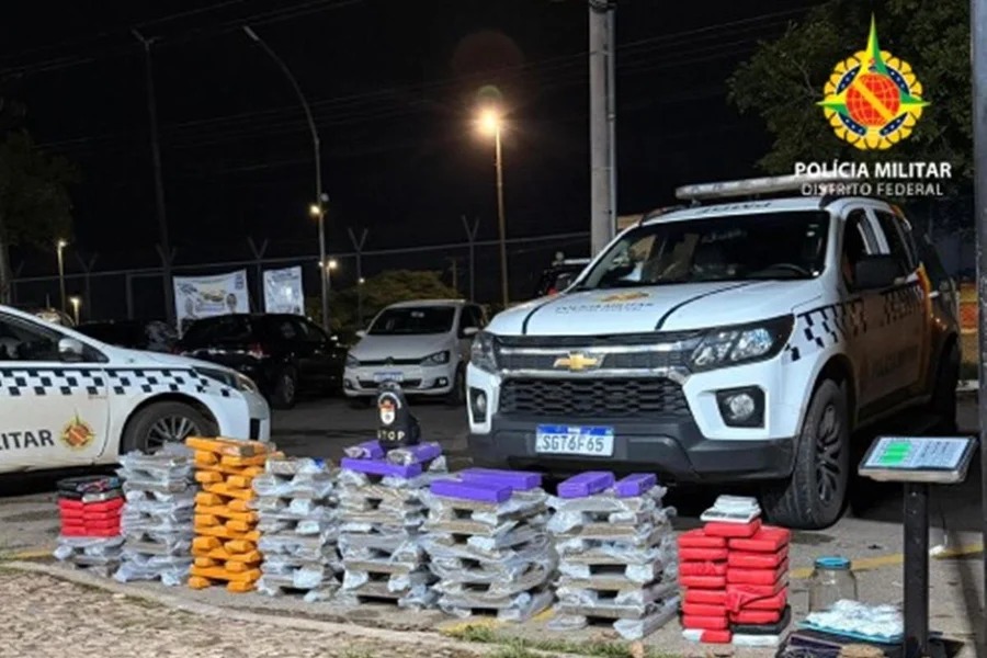 pm-apreende-r$-1-milhao-em-drogas-e-suspeito-foge-durante-cerco